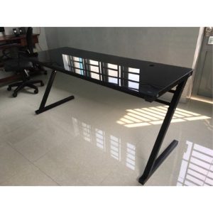 Bàn chân sắt mặt kính đẹp
