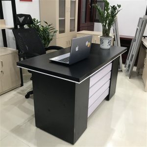 Bàn giám đốc 1m4 đen trắng giá rẻ