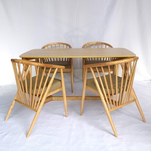 Bộ Bàn Ăn 4 Ghế Winding - BGAVP19
